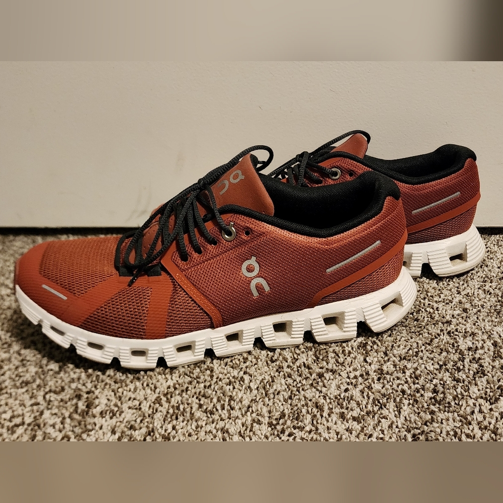 On Running Women's Running Shoes